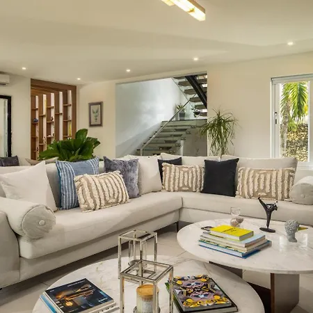 Beachfront 3Bd Luxury Villa With Full Hotel Access